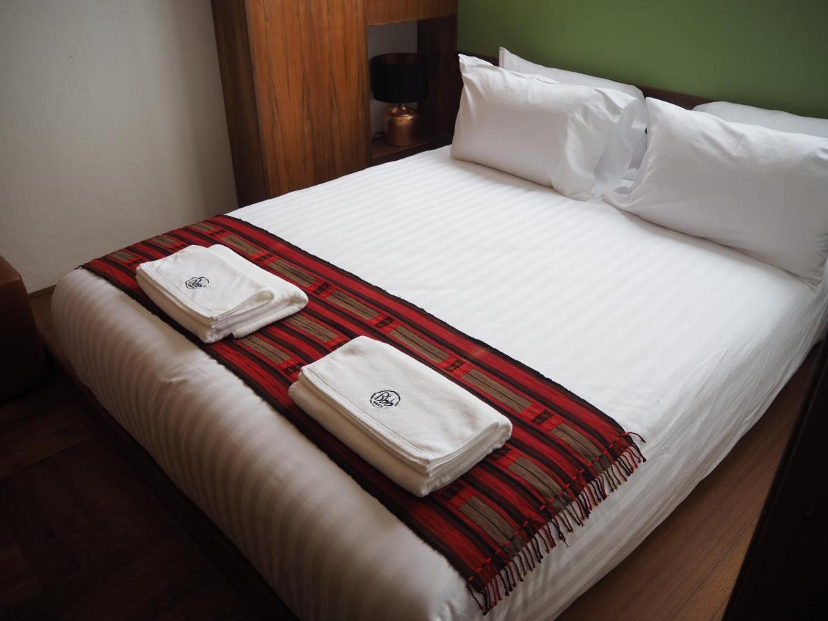 Boonnark Bed Night Bazaar No Car Parking Apartment Чиангмай Екстериор снимка